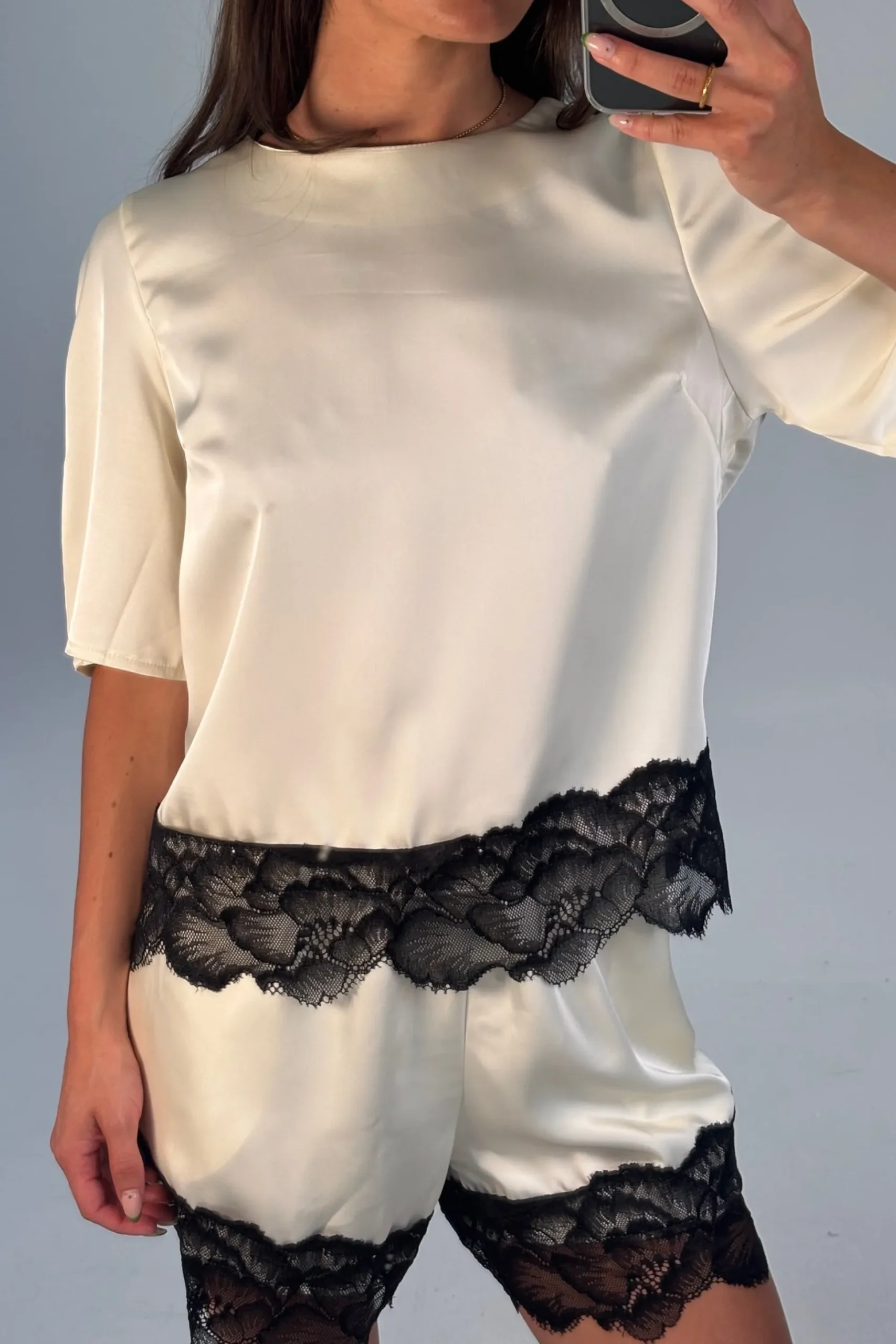 Alias Lace Trim Short White