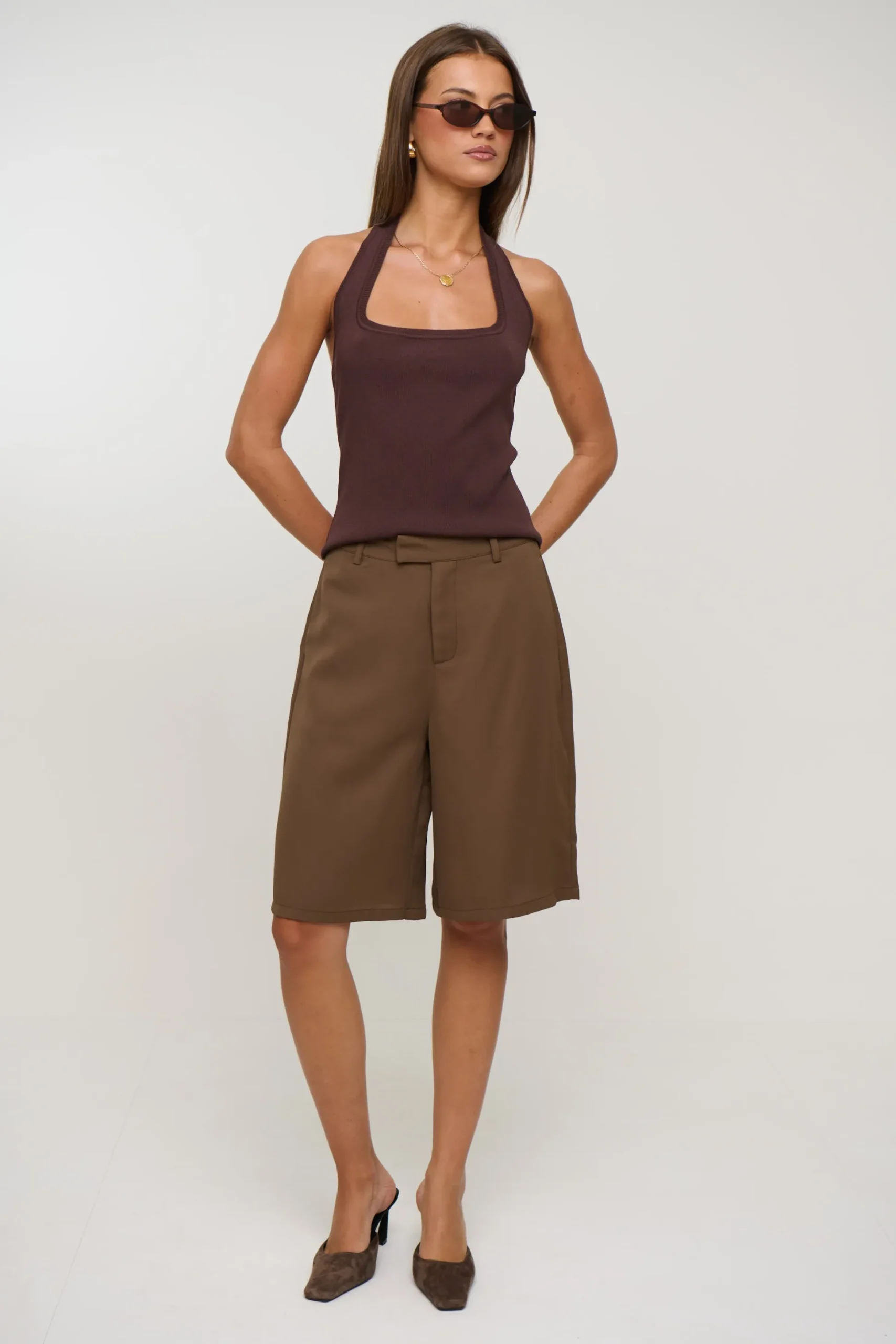 Brooks Bermuda Short Chocolate