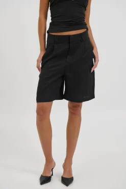 Dora Linen Short Black