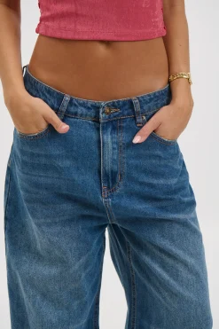 Evolve Jean Mid Blue