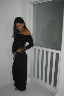 Greta Off The Shoulder Top Black