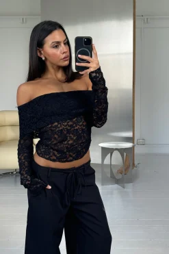 Greta Off The Shoulder Top Black