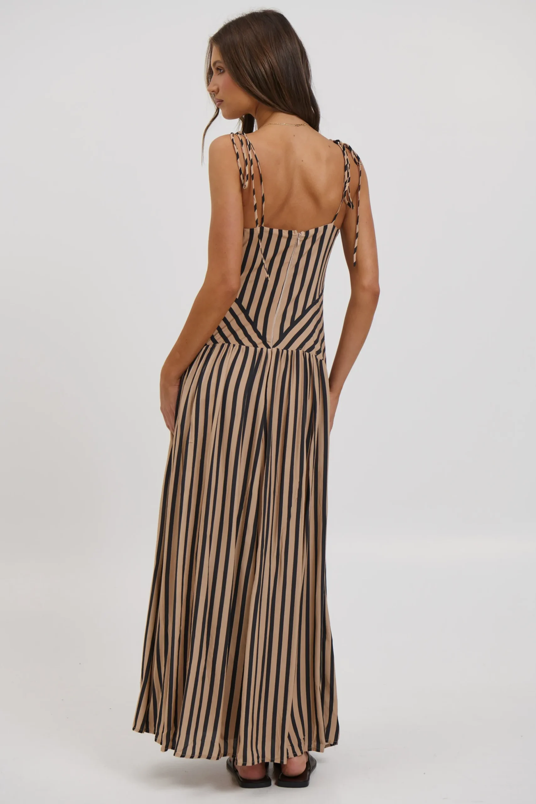 Hadley Maxi Dress Mocha