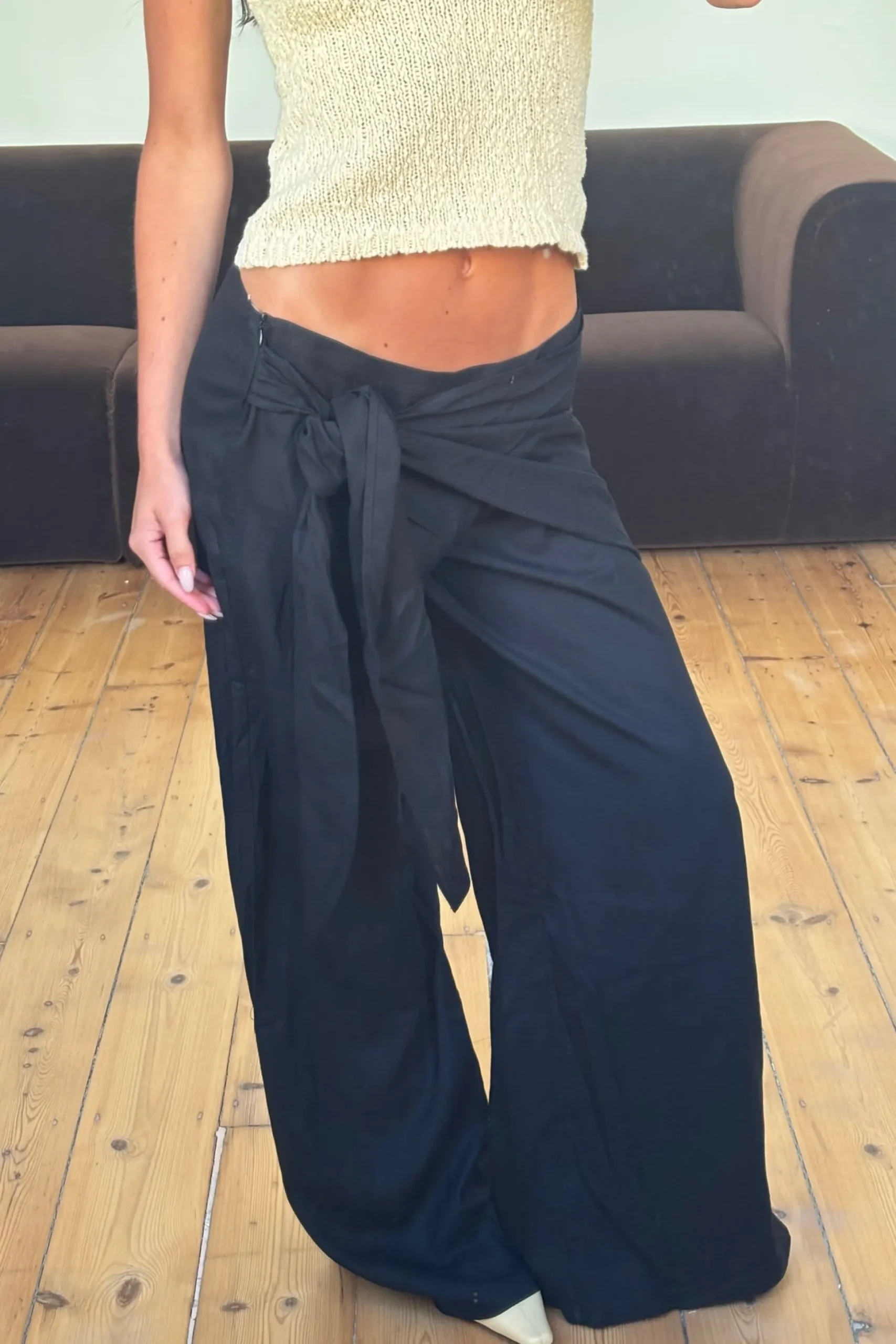 Jamillah Pant Black