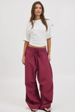 Lavinia Pant Wine
