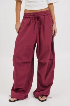 Lavinia Pant Wine