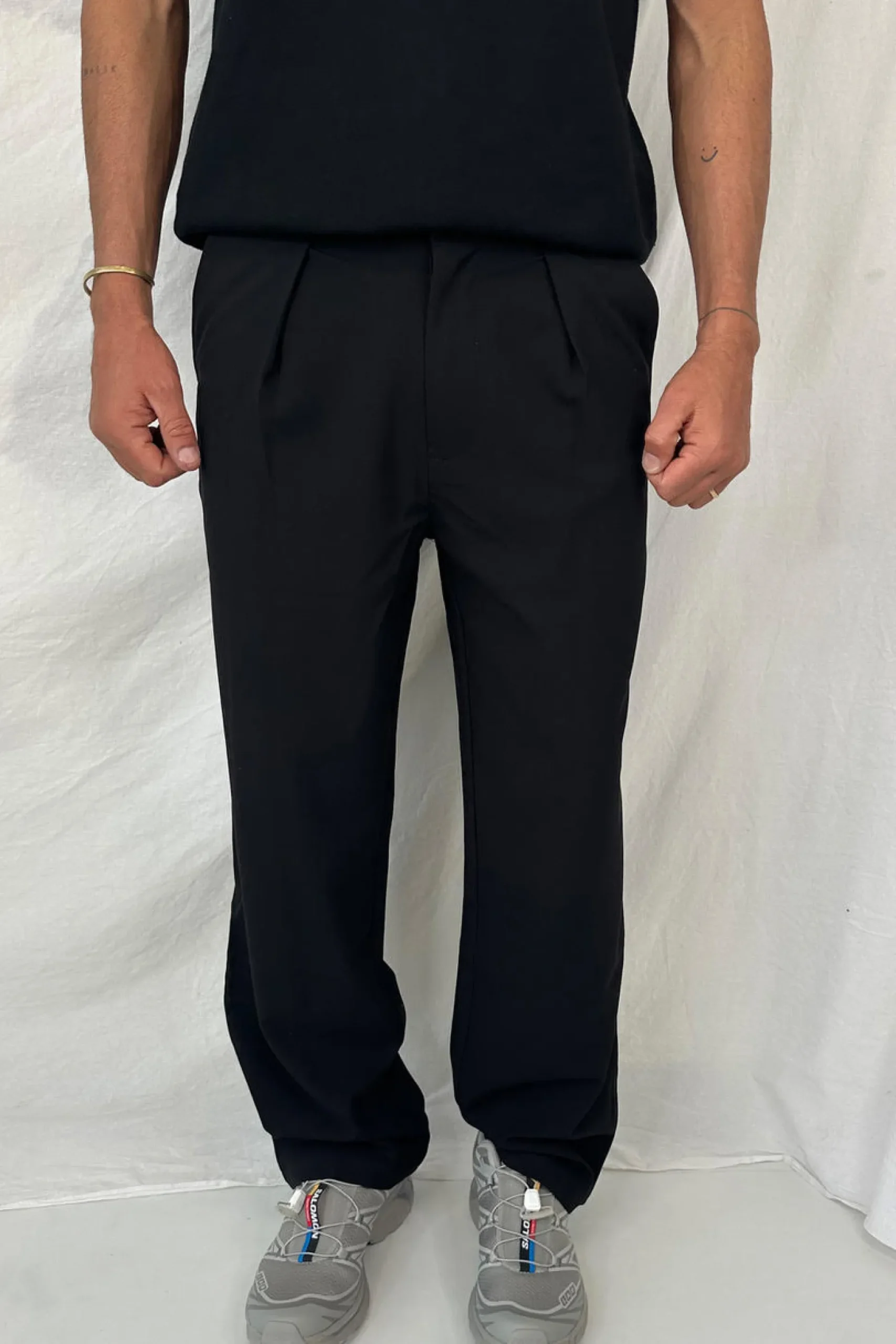 Lenny Pleat Straight Pant Black