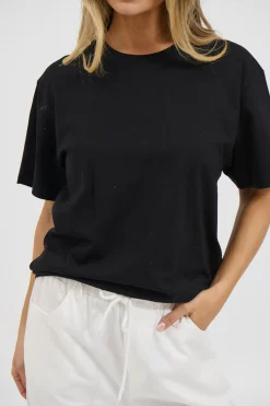 Lily Classic Tee Black