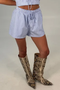 Matisse Short Sky