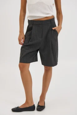 Mika Short Pinstripe