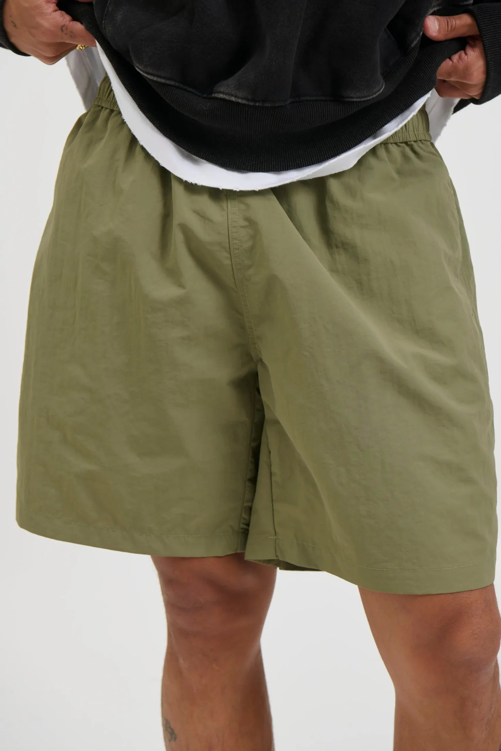Nylon Walk Short Khaki