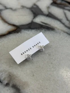 Petit Diamante Huggie Silver