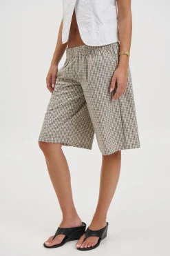 Sevigney Long Short Cream Check