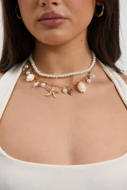 Shell Beaded Necklace Gold