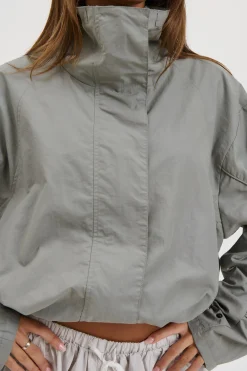 Shoreline Windbreaker Silver