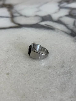Stone Signet Ring Black/Silver