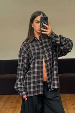 Unisex Brooklyn Check Shirt Black