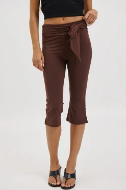 Winona Capri Chocolate