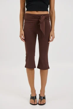 Winona Capri Chocolate