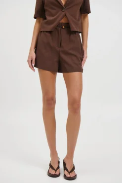 Zoe Short Chocolate